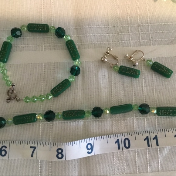 HP-HANDMADE THREE PIECE SETCRYSTAL&GLASS NECKLACE, BRACELET&CLIP DANGLE EARRINGS - Picture 7 of 8